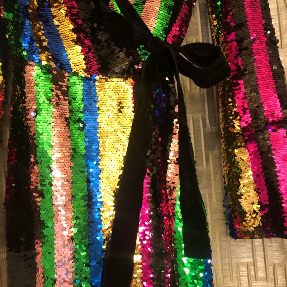 🚫🚫SOLD🚫🚫Colorful Sequin Wrap Tie Dress! - Picture 3 of 4